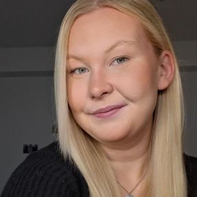 Henna, Lastenhoitaja kaupungissa Tampere