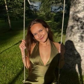 Isla, Babysitter in Hyvinkää