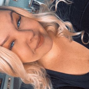 Jenna, Babysitter in Äänekoski