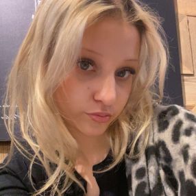 Emilie, Lastenhoitaja kaupungissa Liminka