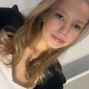 Alisa, Babysitter in Turku