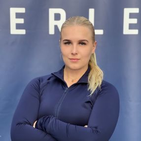Venla, Lastenhoitaja kaupungissa Pukkila