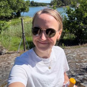 Laura, Perhe kaupungissa Helsinki