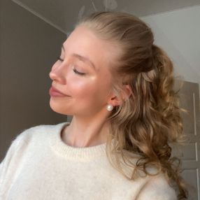 Milja, Lastenhoitaja kaupungissa Hollola