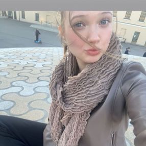 Amelia, Lastenhoitaja kaupungissa Tampere