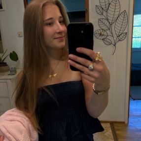 Kiira, Babysitter in Ii