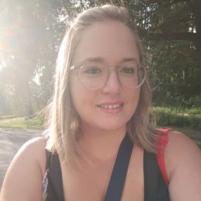 Julie, Lastenhoitaja kaupungissa Espoo