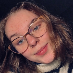 Emilia, Babysitter in Pori