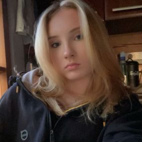 Isla, Babysitter in Äänekoski