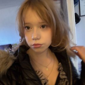 Elli, Babysitter in Raisio