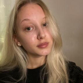 Sara, Lastenhoitaja kaupungissa Kalajoki