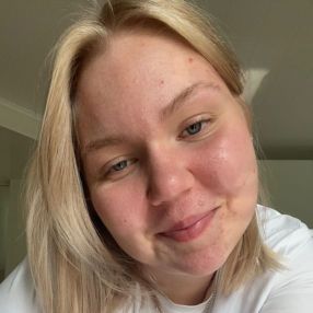 Lyydia, Lastenhoitaja kaupungissa Laukaa