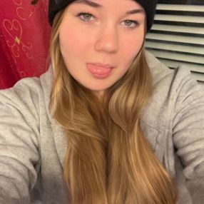 Jessica, Lastenhoitaja kaupungissa Tuusula