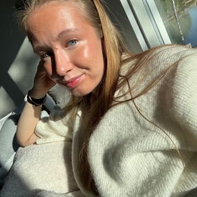 Alissa, Lastenhoitaja kaupungissa Lahti