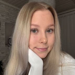 Iina, Babysitter in Oulu