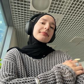 Nejra, Babysitter in Espoo