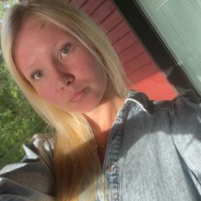 Isla, Babysitter in Oulu