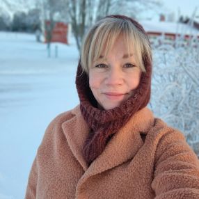Elina, Perhe kaupungissa Turku