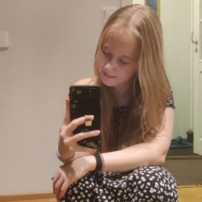 Helka, Babysitter in Liminka