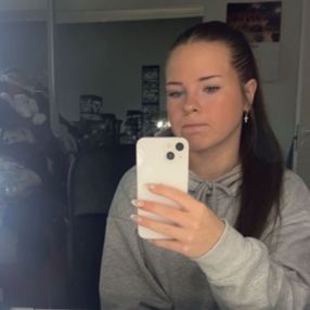 Aino, Babysitter in Nokia