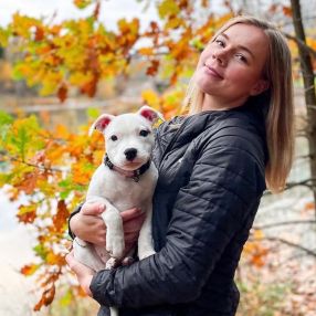 Veera, Lastenhoitaja kaupungissa Kaarina