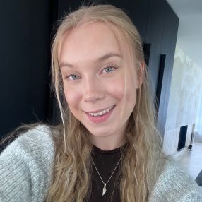 Heidi, Babysitter in Joensuu