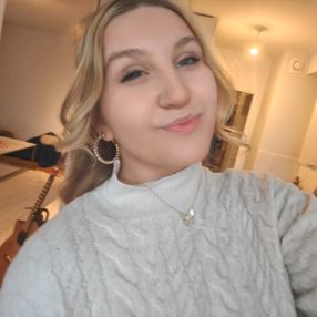 Leea, Babysitter in Turku