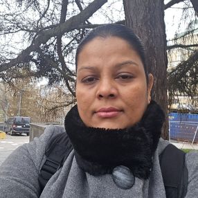 Gowri, Lastenhoitaja kaupungissa Tampere