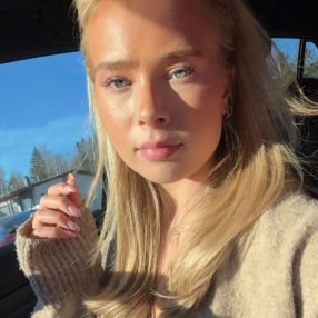 Sofia, Lastenhoitaja kaupungissa Sundsberg