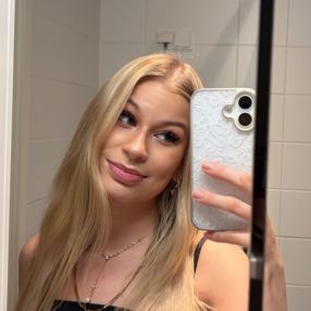 Sinja, Lastenhoitaja kaupungissa Kangasala