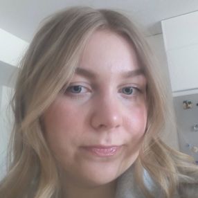Petra, Lastenhoitaja kaupungissa Oulu