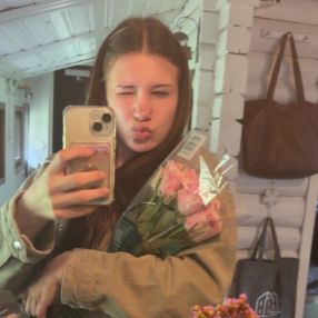Milena, Lastenhoitaja kaupungissa Rajamäki