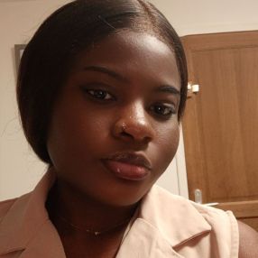 Winnie nivanne, Babysitter à Nancy