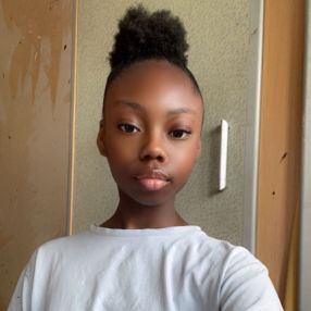 Dianeba, Babysitter à Le Havre