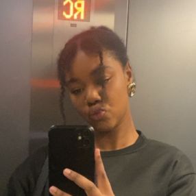 Nour, Babysitter à Champigny-sur-Marne