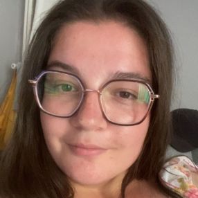 Maylis, Babysitter à Colombes