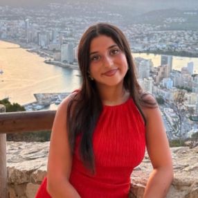Manel, Babysitter à Nanterre