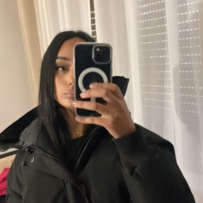 Charlene, Babysitter à Vélizy-Villacoublay