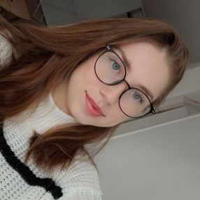 Chloé, Babysitter in Chartres