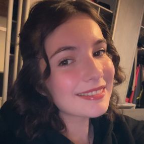 Perrine, Babysitter à Limoges