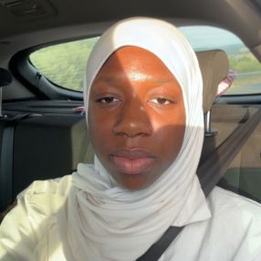 Khadi, Babysitter in Clichy