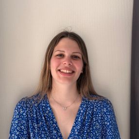 Ludivine, Babysitter à Étampes