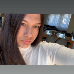 Romane, Babysitter à Tourcoing