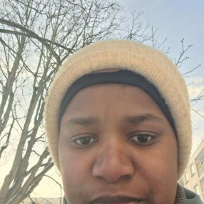 Ahamada, Babysitter à Massy