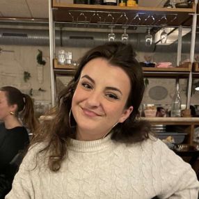 Emma, Babysitter à Lyon