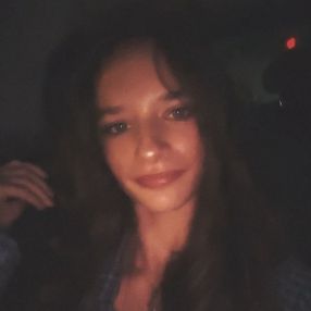 Leonie, Babysitter à Suresnes