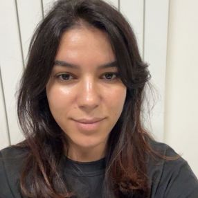 Nour, Babysitter à Paris