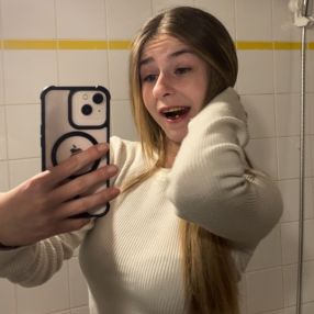 Ilona., Babysitter in Reims