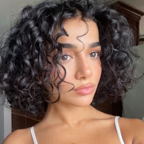 Nazanin, Babysitter in Nice