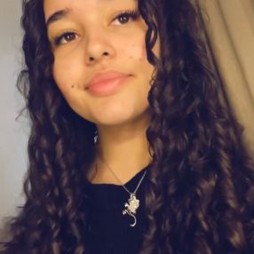 Kiara, Babysitter à Grasse
